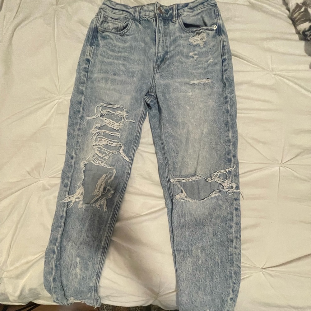 American Eagle Mom Jeans
